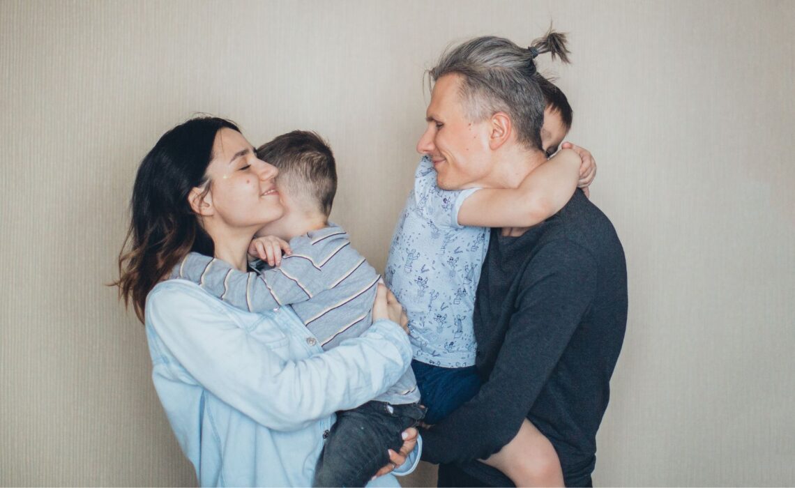 Glückliche gesunde Familie